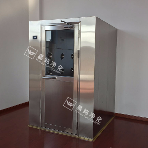 不銹鋼風(fēng)淋室為何深受市場青睞？